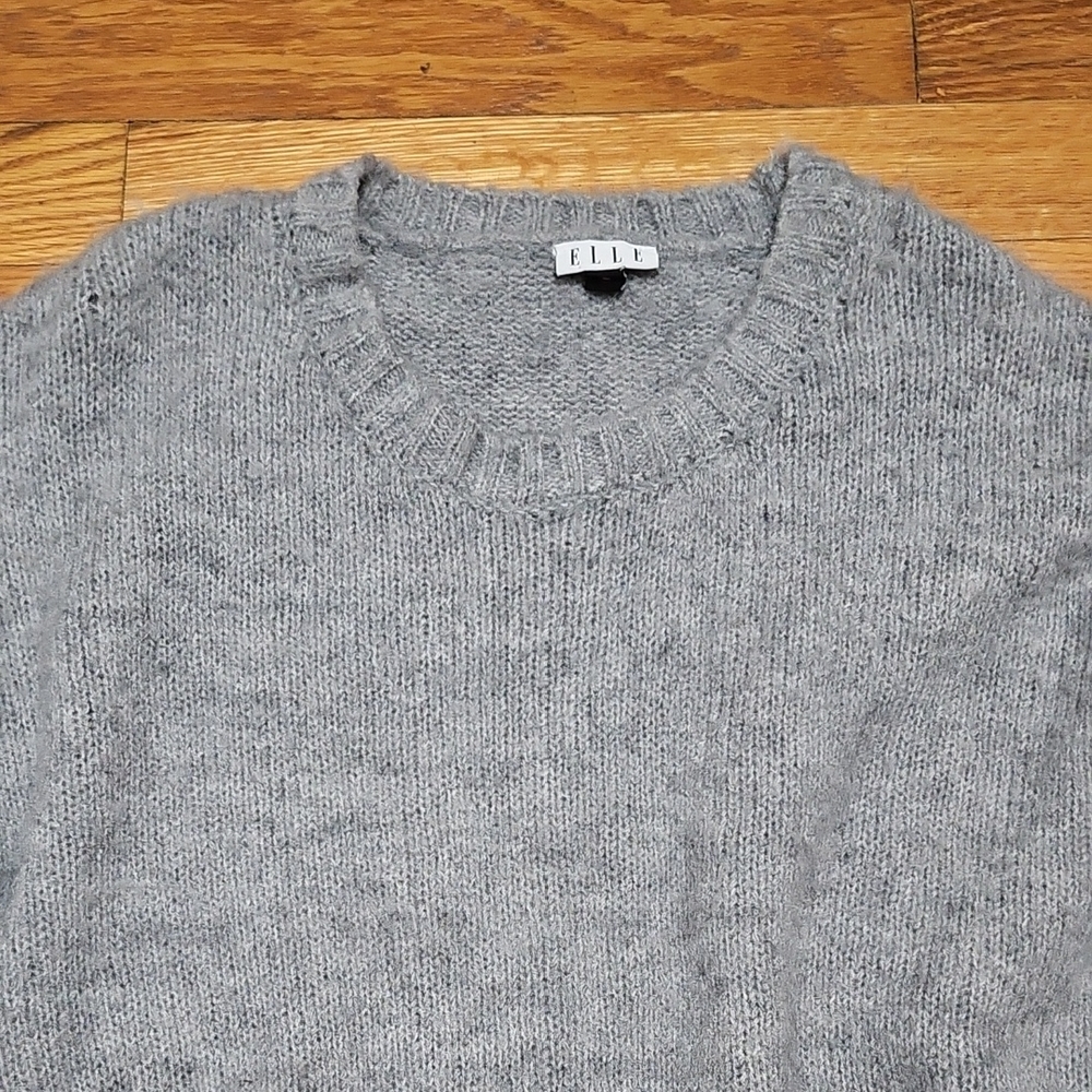 Elle Gray Crewneck Men's Sweater